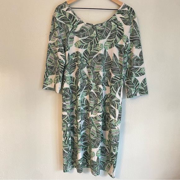 Persifor green and White Resort Sheath Dress with Scoop Neck - Picture 5 of 5